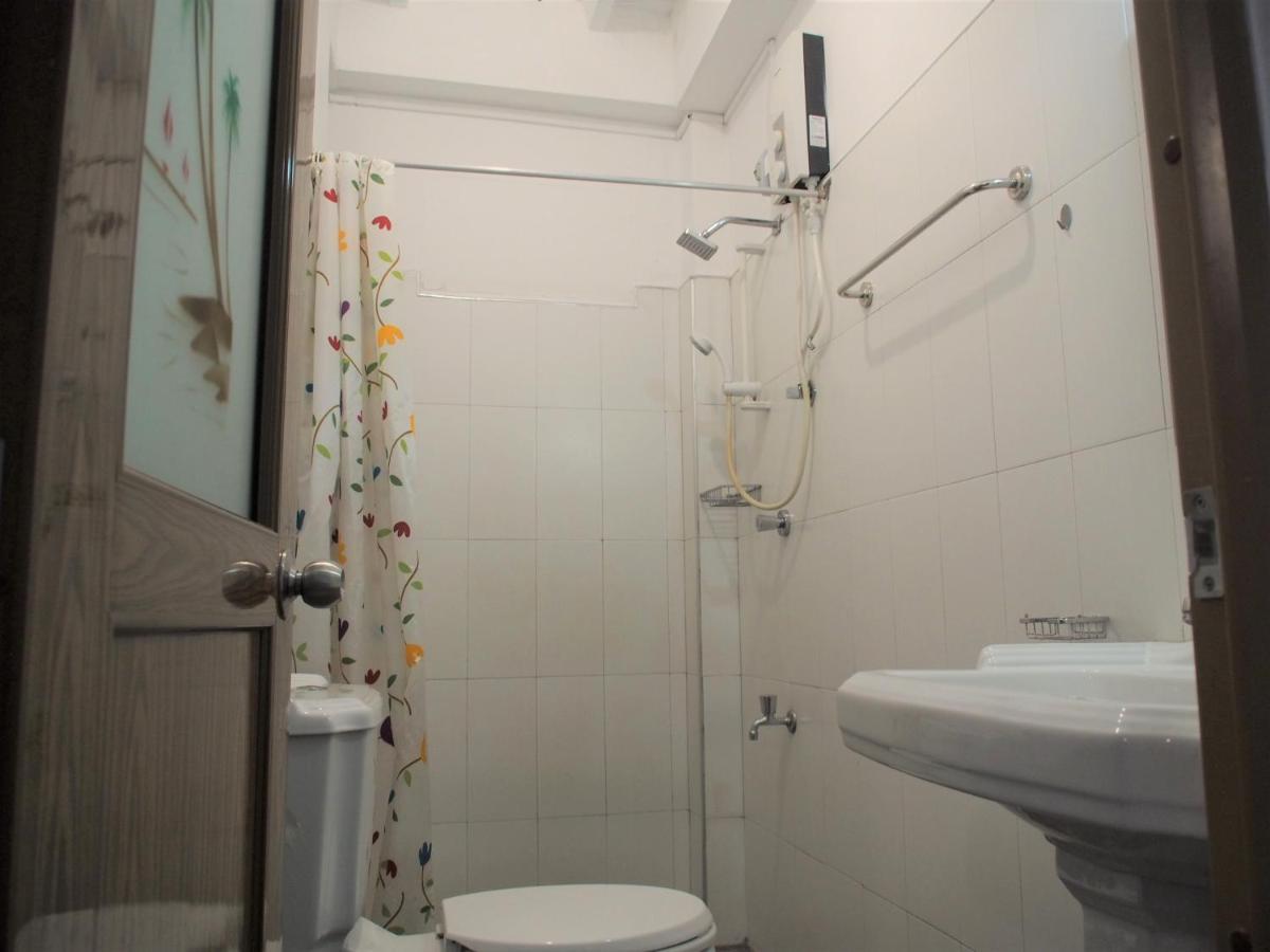 Nisha Homestay Inn 페라데니야 외부 사진