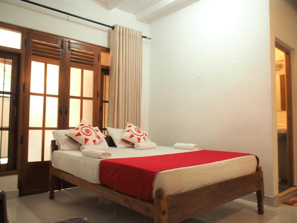 Nisha Homestay Inn 페라데니야 외부 사진